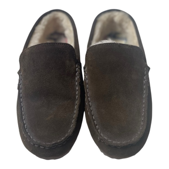 Vineyard Vines Men’s Chocolate Brown Suede Shearling Lined Slippers - Picture 2 of 9